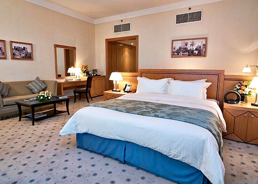 Wiseman Grand Hotel 多哈 外观 照片 A room at the Grand Hyatt Hotel, Amman