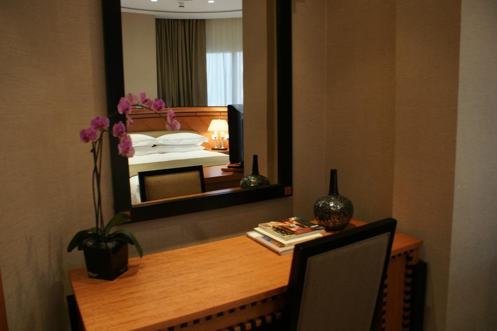 Wiseman Grand Hotel 多哈 外观 照片 A dressing table