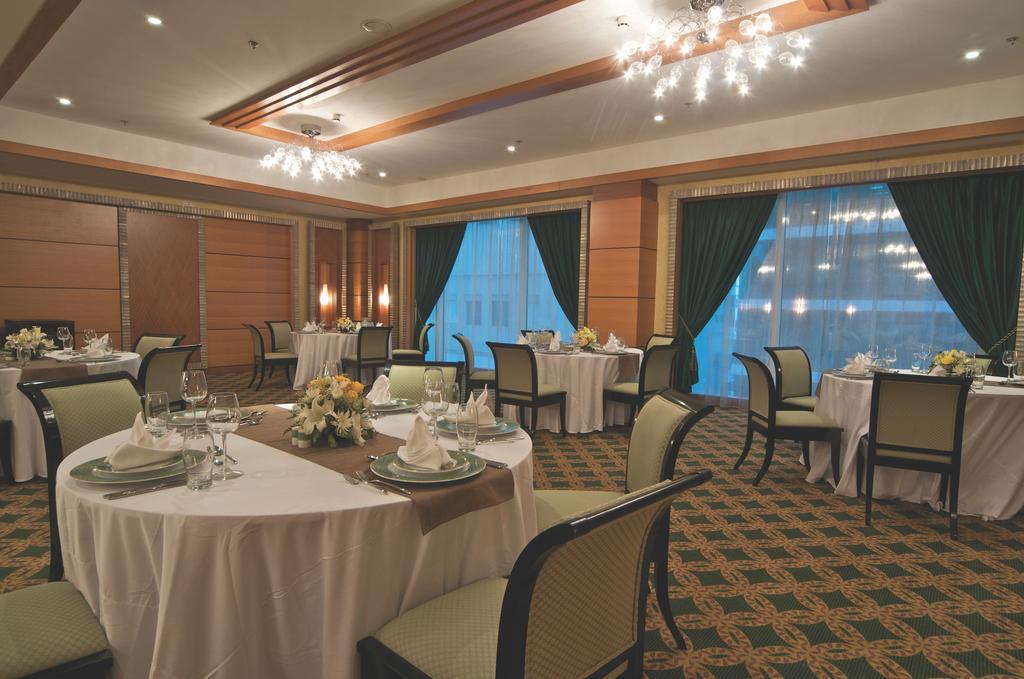 Wiseman Grand Hotel 多哈 外观 照片 The ballroom