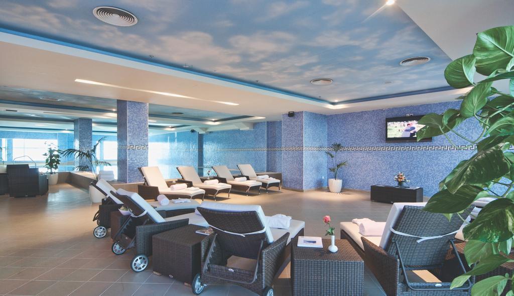 Wiseman Grand Hotel 多哈 外观 照片 The spa at the Grand Hotel